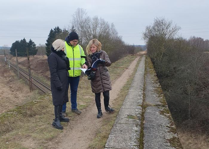 Budowa ścieżki rowerowej w Białogardzie. 